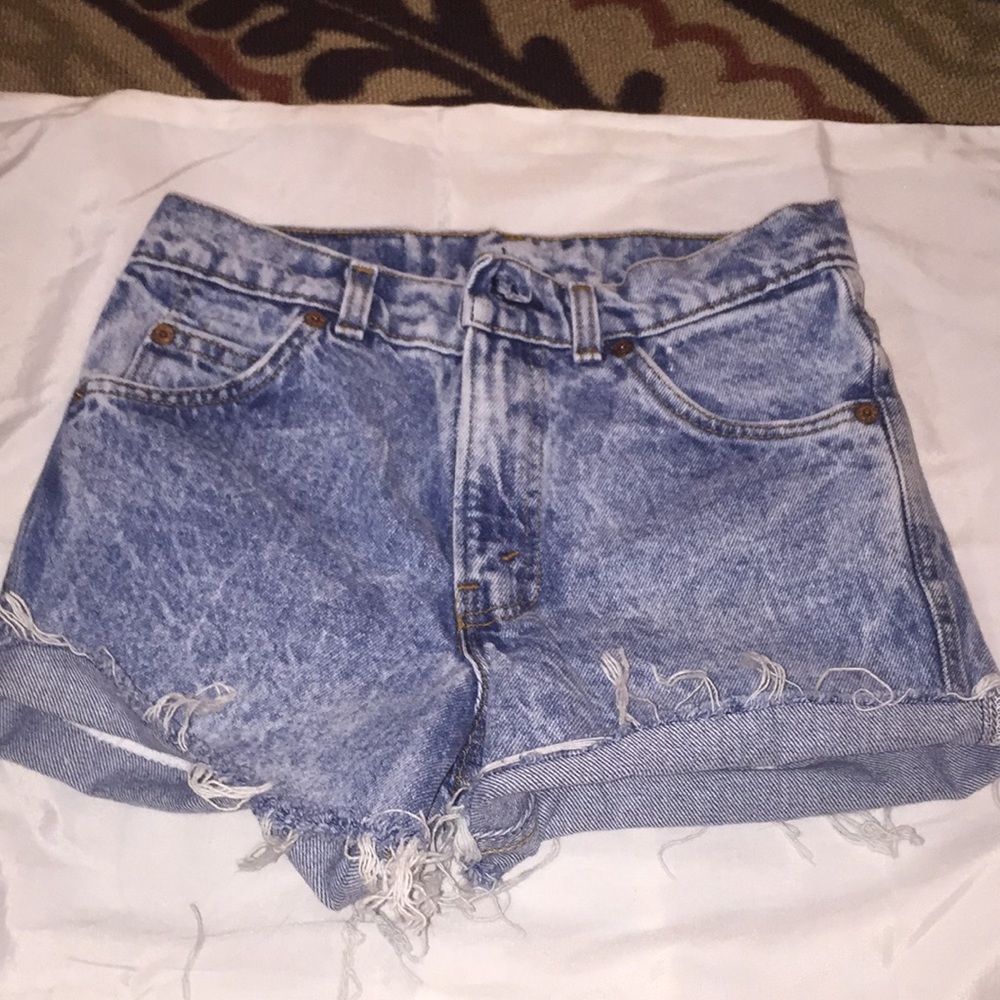 high waisted levi shorts